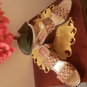 Tommy Hilfiger Womens Brown  Wedge Sandals Size 10